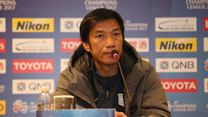 키치 알렉스 추 감독 “경험 많은 김동진 큰 도움”