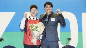 ‘셔틀콕 스타’ 이용대, 요넥스 입단…제2의 코트 인생