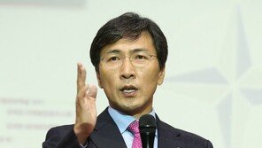 안희정 “盧, ‘니들 때문에 골아프다’면서도 제 편 들어주셨을 것”