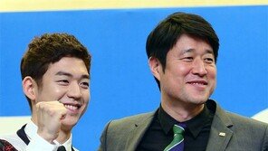 새 유니폼 이용대, 다시 태극유니폼?