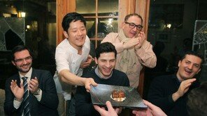 伊 출신 방송인 알베르토 몬디의 특별한 다이닝