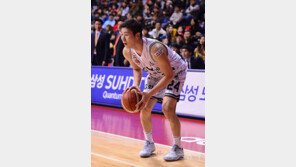 LG맨 조성민 “창원팬들 벅찬 환영에 농구 할 맛 나네요”