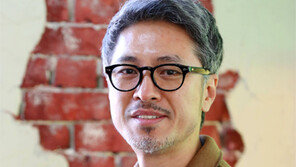 12년만에, 디지털 모드로 돌아온 아날로그 감독