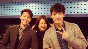 ‘최파타’ 안방마님 최화정, 생일날 고은성-조풍래와 ‘화기애애’…“눈 호강, 귀 황홀”