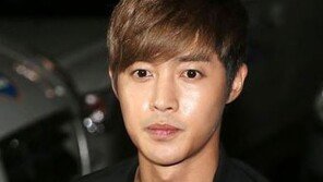‘전역’ 김현중 “‘인생 후반전’ 시작하는 기분으로 전역…걱정·부담된다”