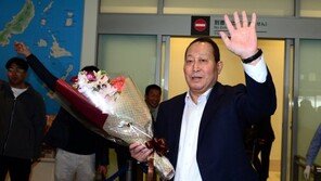 [여기는 오키나와] 김인식 감독, ‘대체자’에 주목하다