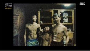 [국민면접]안희정, ‘복근’ 질문에 “저고리(?) 좀 벗어도 되나?” 재킷 ‘훌렁’