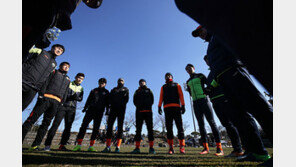 연습경기 강행군…강원의 ‘실전감각 찾기’