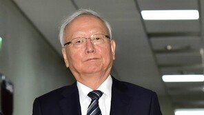 [속보]국정원 “김정남, ‘저와 제 가족 살려달라’ 김정은에게 서신”