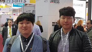 “믿는건 아이디어” 세계로 가는 두 ‘문돌이’