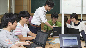 떠오르는 취업 강자… 대기업 출신 교수 영입해 현장수업 강화