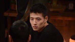 ‘인생술집’ 강하늘, “여자한테 불러주는 노래 있다”… 즉석 라이브 공개