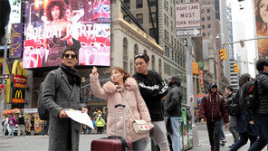 뉴욕 간 탈북미녀 “속고 산 게 너무 억울하네요”