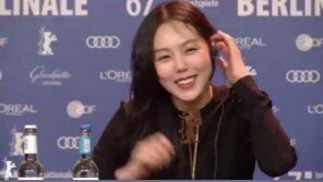 김민희, “홍상수와의 작업, 항상 너무 신선”… 베를린 영화제 동행