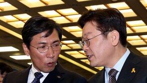 안희정 발언 논란에 이재명 “선 넘지 않으면 좋겠다” 일침