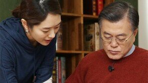 안희정 “官-재벌 중심 경제 탈피”… 문재인측 “알맹이 부족”
