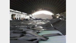 하마터면… 인천시학생수영장 천장 붕괴