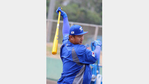 [여기는 오키나와] 이대호, 조선의 4번타자가 털어놓은 부담감