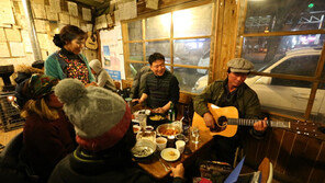 [오늘의 채널A] 20년째 추억과 정을 파는 우동가게