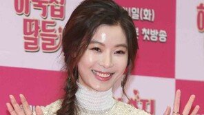 [연예 뉴스 스테이션] 윤소이 5월의 신부…뮤지컬배우 조성윤과 결혼