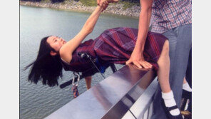 ‘인생술집’ 윤진서, 남자친구 전격 공개 …“노출신 때문에 남친과 다퉈”