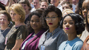 [책의 향기]‘아폴로 계획’ 성공, 그 뒤엔 흑인 女 수학자가 있었다