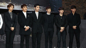 ‘짐승돌’ 2PM, 데뷔 후 잦은 부상사고…준수 무릎·준호 허리 부상 이어 준케이 팔꿈치 손가락 골절