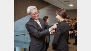 [CEO는 지금] SK이노베이션 김준 사장, 신입사원과 대화