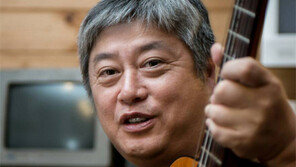 예순 즈음에 첫 앨범 내는 ‘서른 즈음에’ 작곡가 강승원