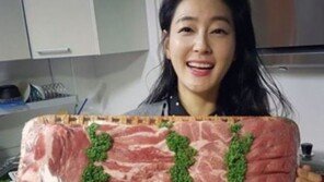 ‘삼겹살데이’ 박진희, 고기 인증샷 “한돈 사랑합니다”