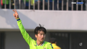 김진수, K리그 데뷔전서 선취골…전북, 전남에 1-0 앞서가