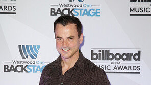 [연예 뉴스 스테이션] 미국 팝스타 토미 페이지 세상 떠나