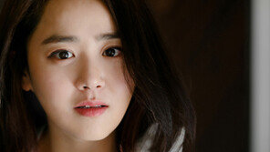 [연예 뉴스 스테이션] 네차례 수술 문근영, 퇴원 휴식중