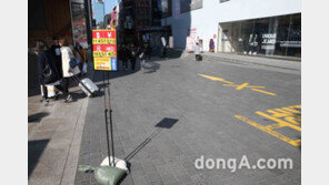 [동아포토]주한미군 '사드' 배치 시작.. 한산한 명동