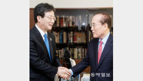 유승민 “진박 청산이 전제조건”… 홍준표 “TK, 배신자는 용서 안해”