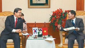 中수출 막힌 중소기업, 동남아 진출 전폭 지원