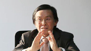 기시미 이치로 “상처 두려워말고 관계 속에 들어가라”