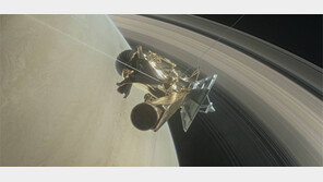 토성탐사선 마지막 미션, 20년만에 고리 속으로
