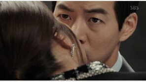 ‘귓속말’ 박세영, 이상윤에 기습 키스…‘귓속말’ 시청률 1위 수성