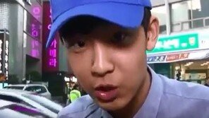 ‘문재인 성대모사’로 유튜브 스타 된 중학생, 녹음기 수준이라고?