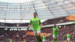 [할로 분데스리가] 강등 위기 볼프스부르크…믿을건 152골 고메즈 뿐