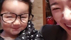 소이현 둘째 임신…네티즌 “엊그제 결혼한 것 같은데 벌써?” “예쁘고 건강했으면”