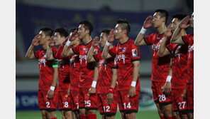 상주상무, 전북보다 두려운 제초작업