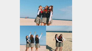 “이 언니, 유부녀 맞아?”…한채영, 홍진영·전소미와 ‘상큼’ 교복샷