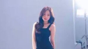 ‘청순’ 손나은, 코믹한 싸이 뮤직비디오에서 어떻게 변신할까?