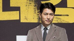 배우 정우성, 前 기획사 대표에게 5억원대 민사소송 당해