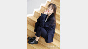 [Before the Stage]손수현, '완벽한 수트핏'으로 완성된 숙녀의 품격