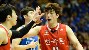 몸 던지고 다독이고… ‘으뜸 주장’ 양희종