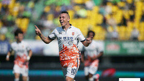 4-0 전북 대파…투혼 빛난 제주