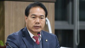 이용주 “권양숙 여사 친척 특혜채용 의혹은 착오…진심으로 사과드린다”